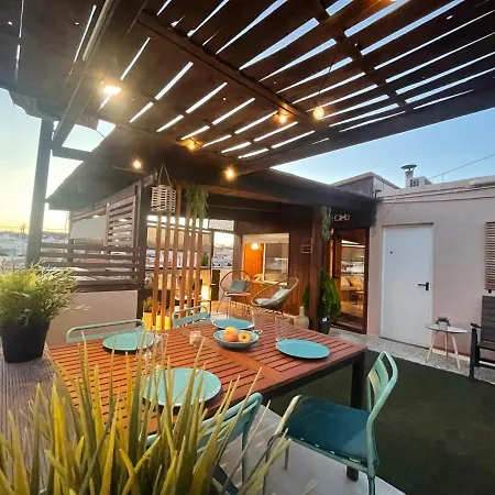 Apartament Atic In The Center Of The *
